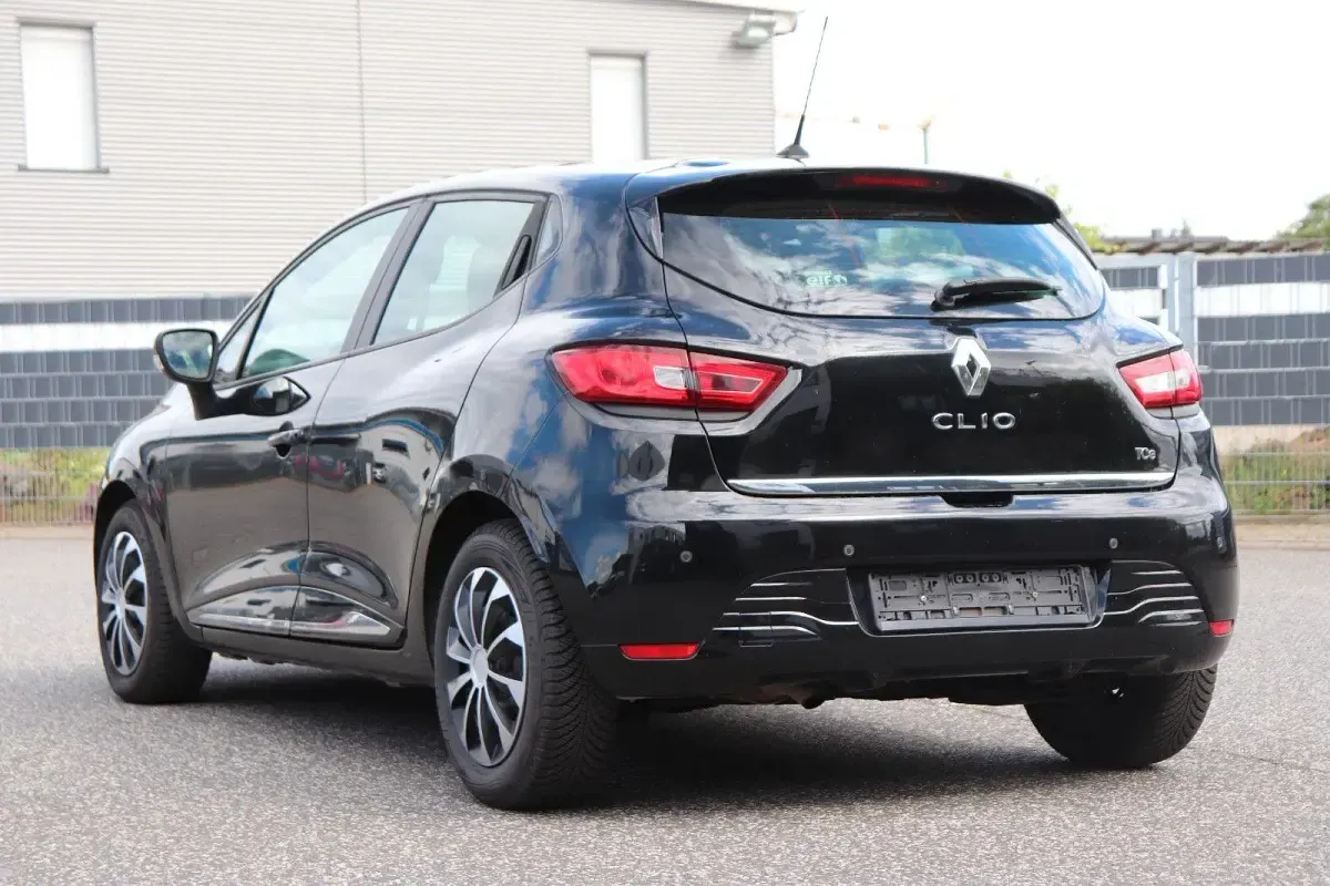 Gebraucht Renault Clio IV Dynamique 90 PS (66 kW) 2013 Schwarz Kleinwagen