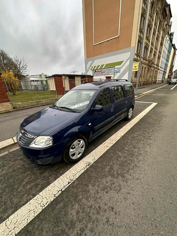 Gebraucht Dacia Logan 90 PS (66 kW) 2010 Blau Kombi