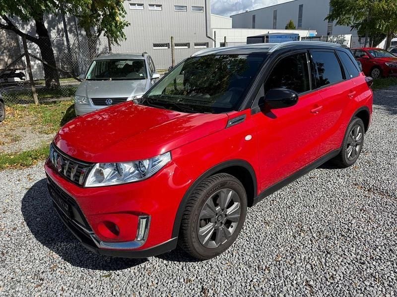 Rot Gebraucht 2019 Suzuki Vitara Comfort SUV | 12.999 € (Superpreis) - Bild 1/4