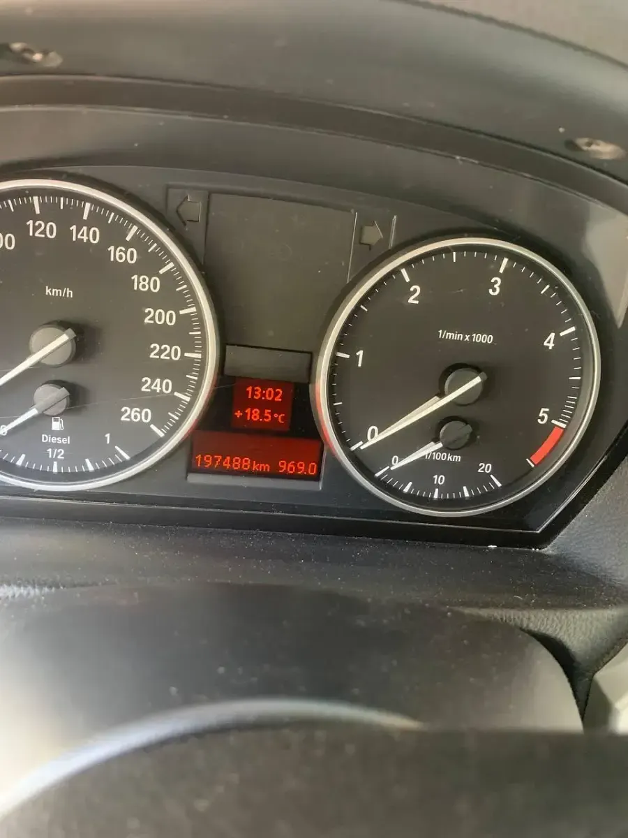 Gebraucht BMW 316 120 PS (88 kW) 2012 Grau Kombi