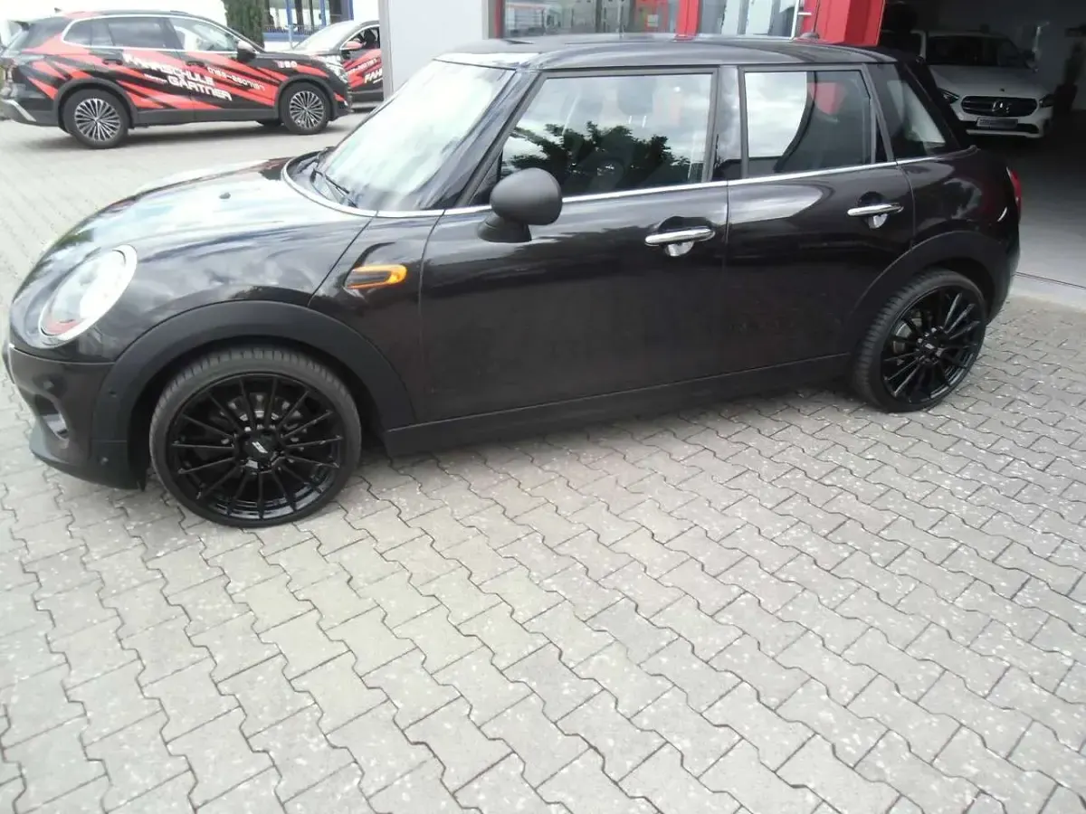 Gebraucht Mini ONE 102 PS (75 kW) 2015 Iced chocolate metallic Kleinwagen