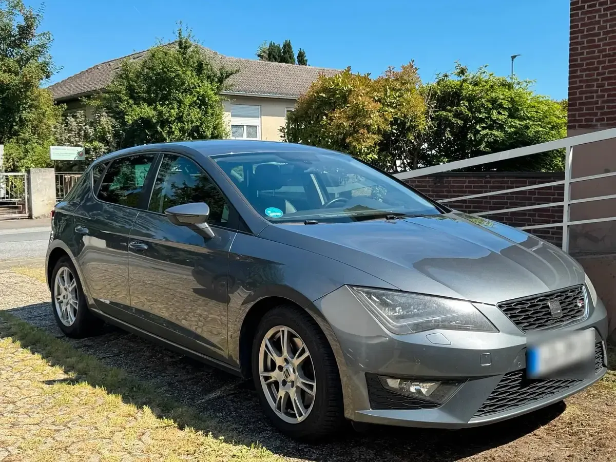 Gebraucht Seat Leon FR 180 PS (132 kW) 2013 Grau Kleinwagen
