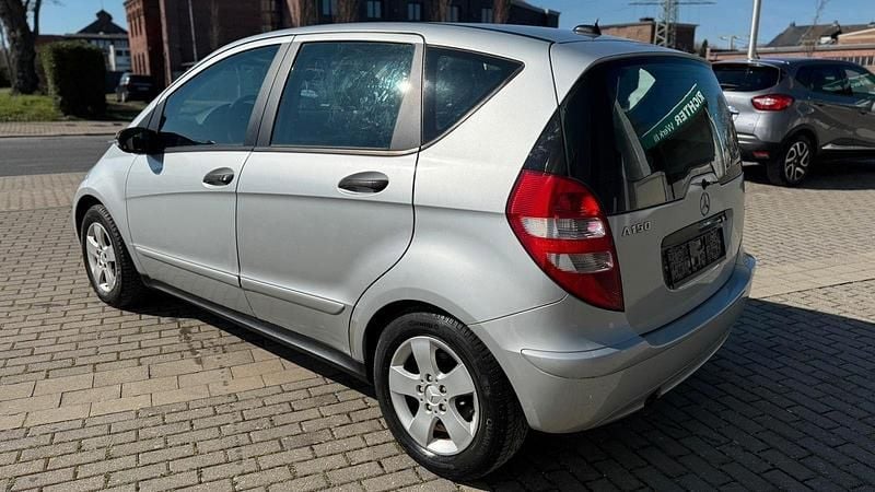 Gebraucht Mercedes A150 95 PS (69 kW) 2006 Silber Kleinwagen