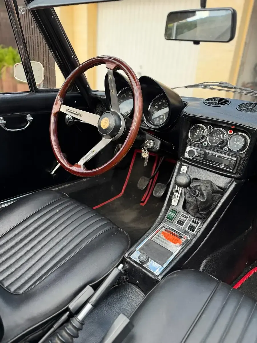 Gebraucht Alfa Romeo Spider Veloce 113 PS (83 kW) 1970 Rot Cabrio