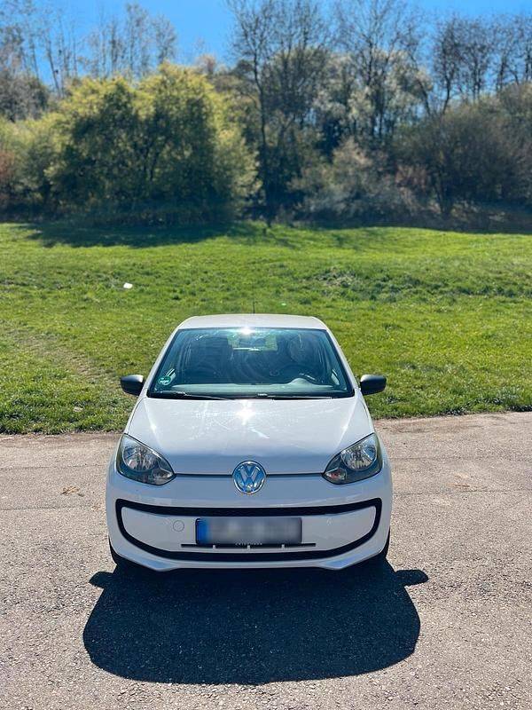 Używany VW up! 60 KM (44 kW) 2012 Biały Hatchback