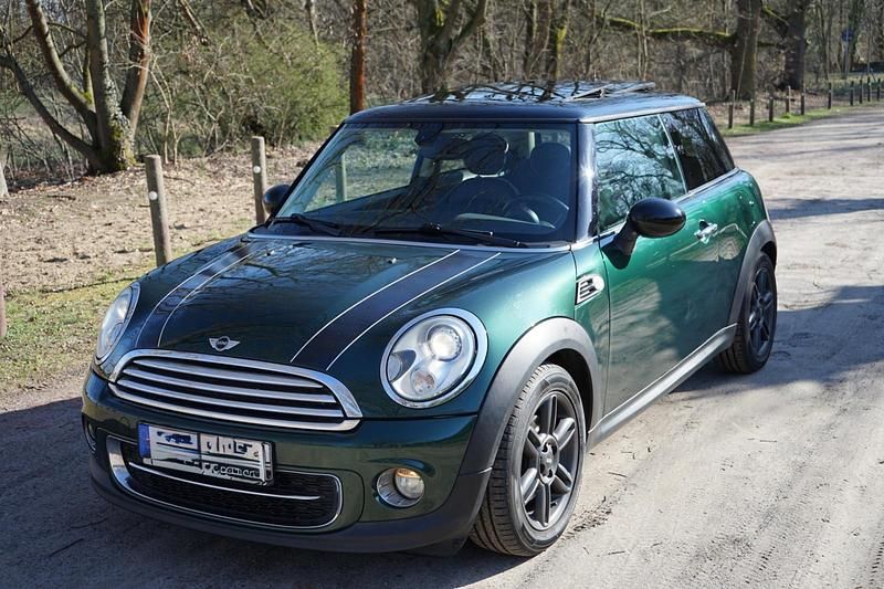 Second-hand Mini Cooper D 112 CP (82 kW) 2011 Verde Hatchback