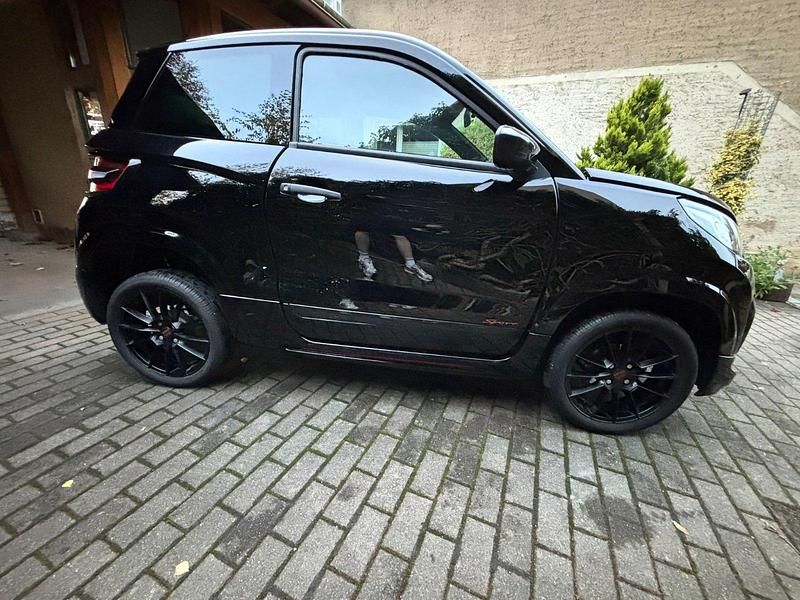 Gebraucht Ligier JS60 2024 Schwarz SUV