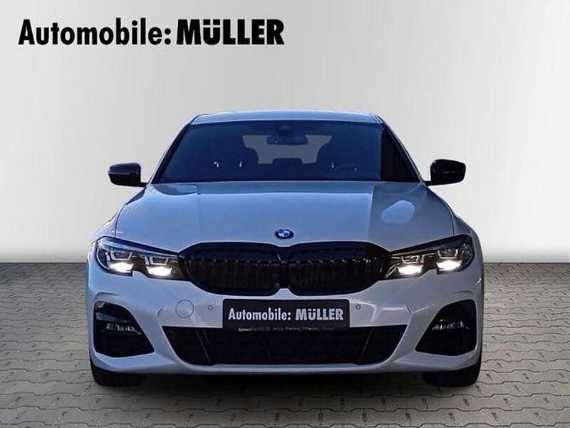 Gebraucht BMW 318 Performance 150 PS (110 kW) 2021 Weiß Limousine