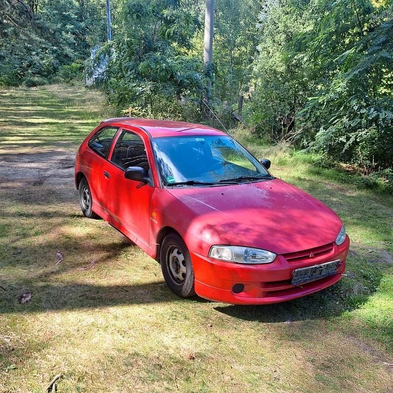 Rot Gebraucht 1999 Mitsubishi Colt Kleinwagen | 480 € (Superpreis) - Bild 1/4