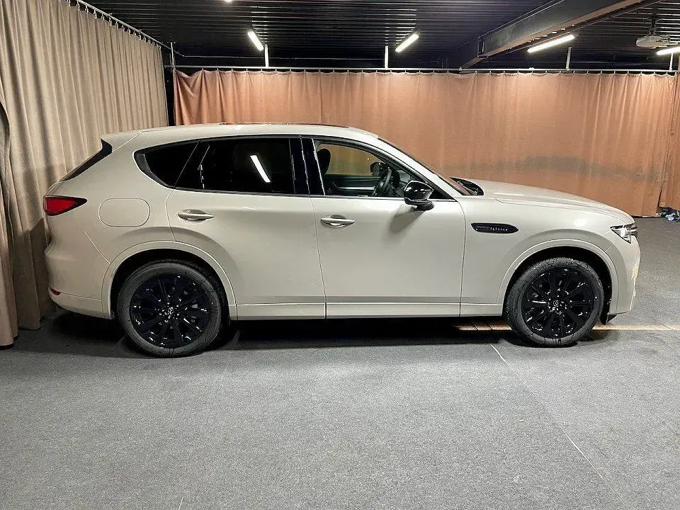 Neu Mazda CX-60 Homura-Line 328 PS (241 kW) 2026 Beige SUV