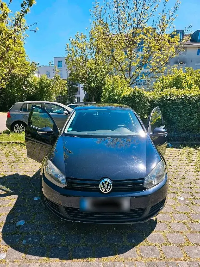Gebraucht VW Golf VI 80 PS (58 kW) 2009 Schwarz Kleinwagen