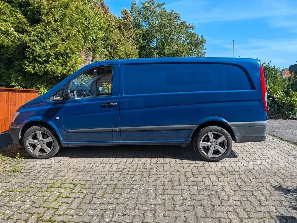 Gebraucht Mercedes Vito 136 PS (100 kW) 2012 Blau Van