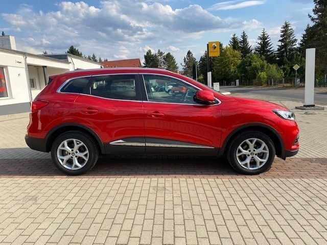 Gebraucht Renault Kadjar Business 140 PS (102 kW) 2020 Rot metallic SUV