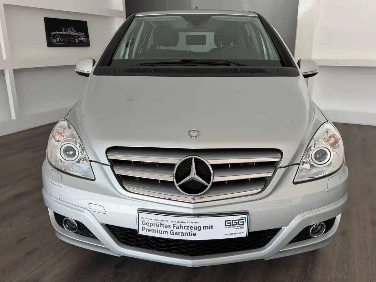 Gebraucht Mercedes B200 Edition 136 PS (100 kW) 2008 Silber Van / Kleinbus