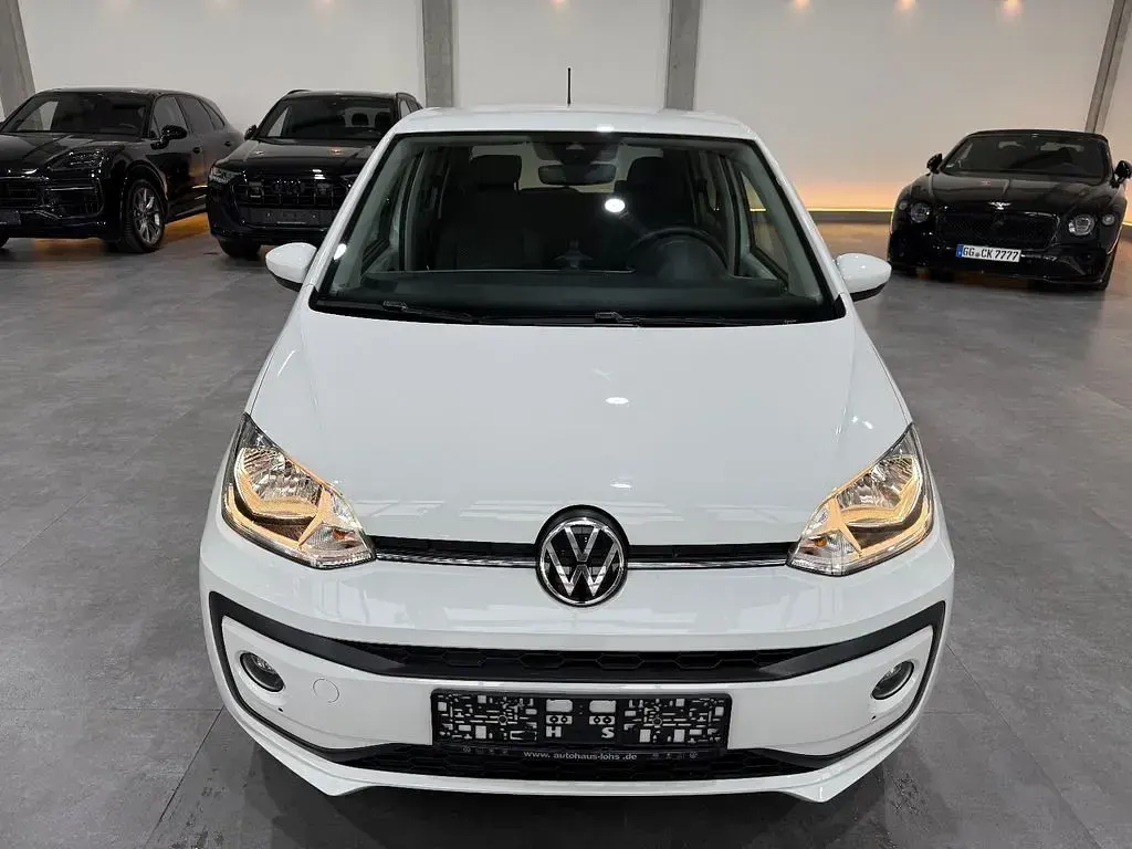 Używany VW up! Active 65 KM (47 kW) 2023 Biały Hatchback