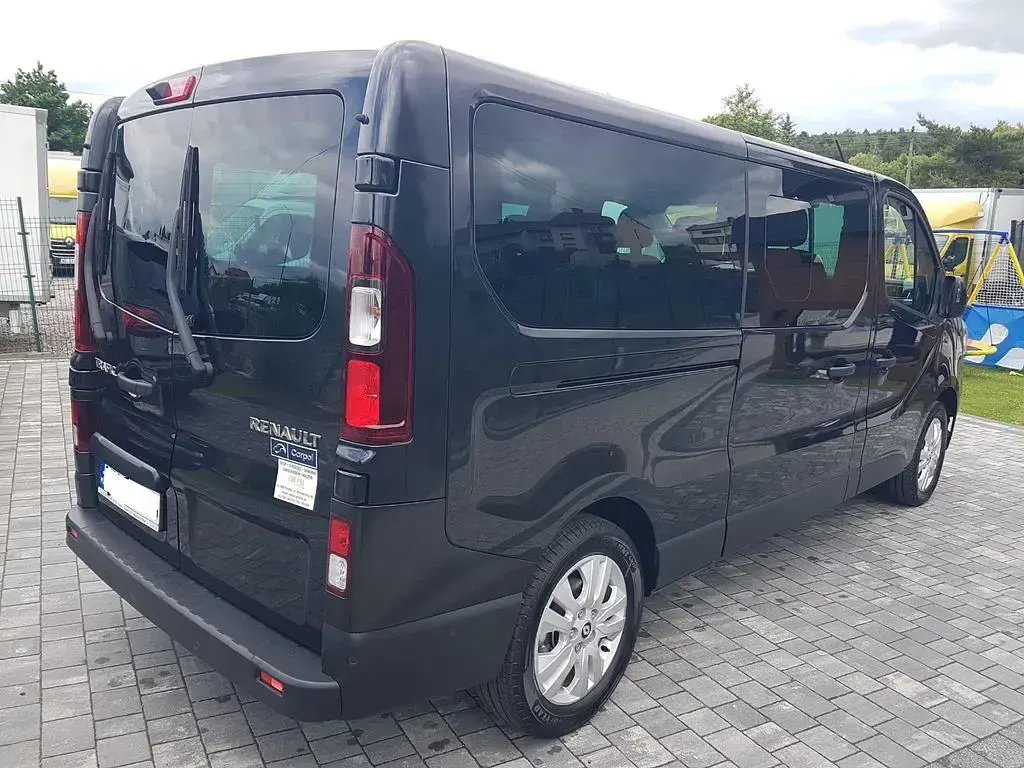 Gebraucht Renault Trafic 150 PS (110 kW) 2024 Schwarz Van / Kleinbus