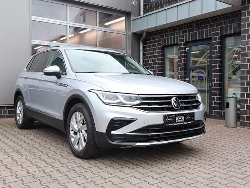 Silber Gebraucht 2021 VW Tiguan Elegance SUV | 28.490 € (Guter Preis) - Bild 1/3