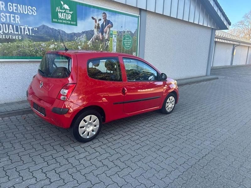 Gebraucht Renault Twingo Authentique 58 PS (42 kW) 2009 Rot Kleinwagen