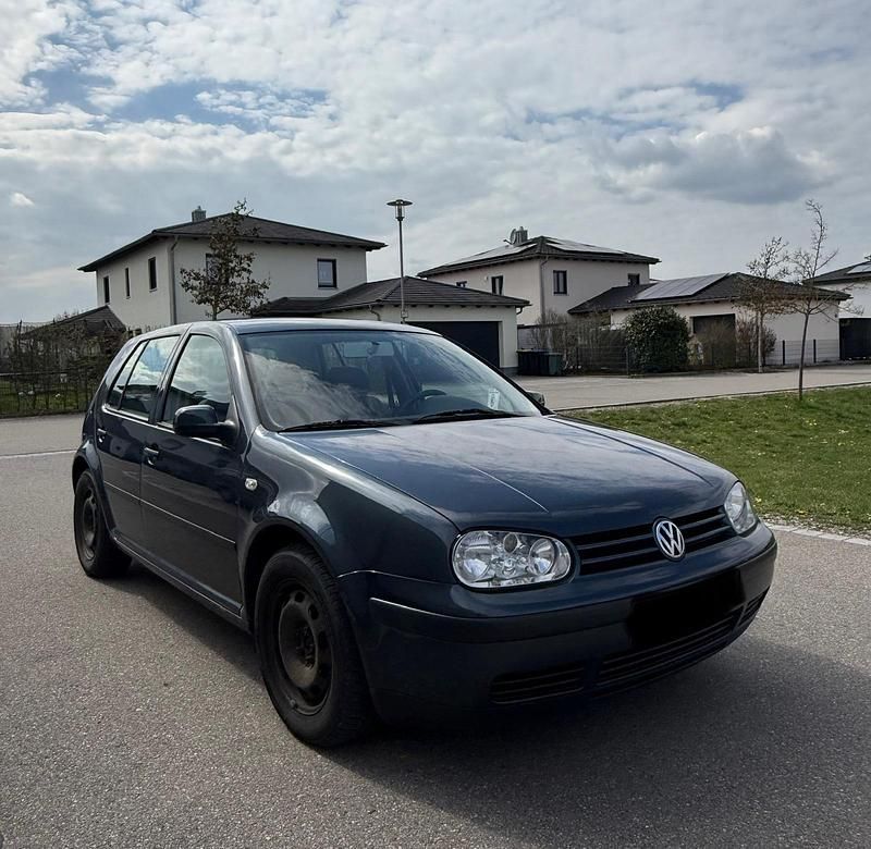 Brugt VW Golf IV 75 HK (55 kW) 2001 Grå Hatchback