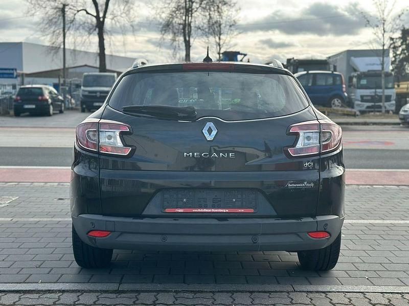 Gebraucht Renault Mégane III Initiale Paris 110 PS (80 kW) 2014 Schwarz Limousine