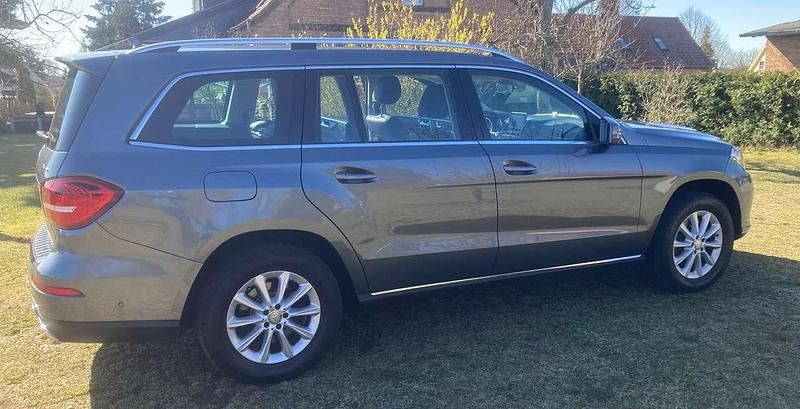 Gebraucht Mercedes GLS350 258 PS (189 kW) 2016 Grau SUV