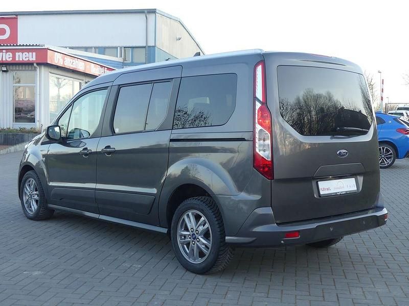Gebraucht Ford Grand Tourneo Connect Titanium 120 PS (88 kW) 2022 Magnetic grau metallic Van / Kleinbus