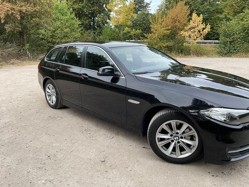 Gebraucht BMW 518 150 PS (110 kW) 2016 Schwarz Kombi