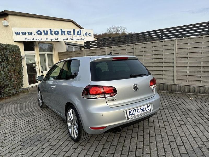 Gebraucht VW Golf VI Highline 160 PS (117 kW) 2008 Silber Kleinwagen