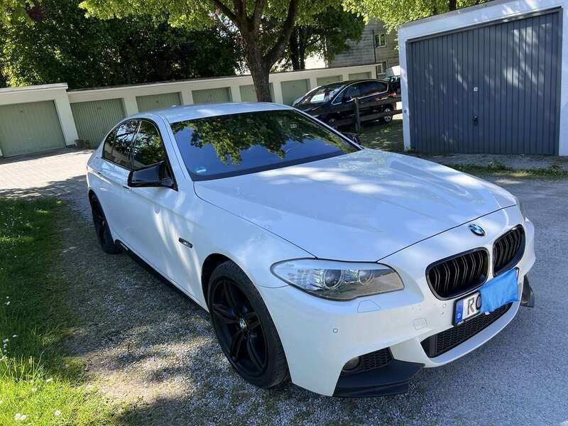 Gebraucht 2013 BMW 530 Sport Line Limousine | 17.600 € (Teuer) - Bild 1/4