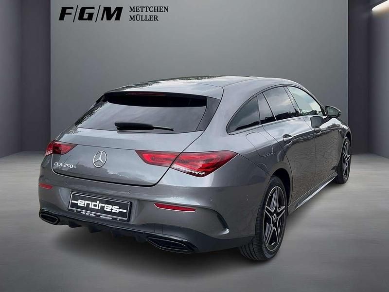 Gebraucht Mercedes CLA250e AMG line 160 PS (117 kW) 2021 Mountaingrau Limousine