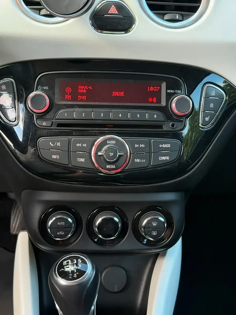 Gebraucht Opel Adam Glam 101 PS (74 kW) 2013 Blau Kleinwagen