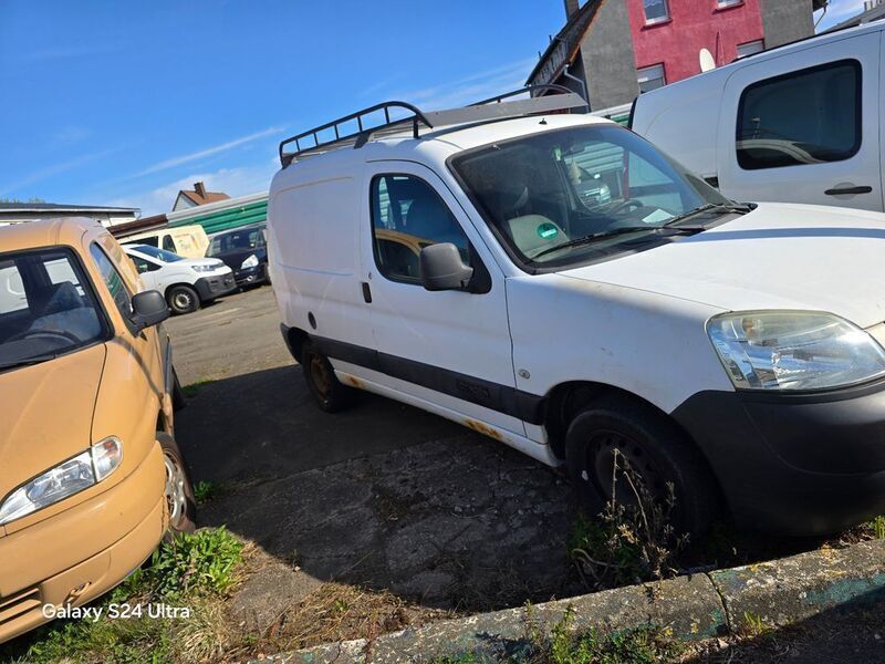 Gebraucht Citroën Berlingo 75 PS (55 kW) 2006 Weiß Van / Kleinbus