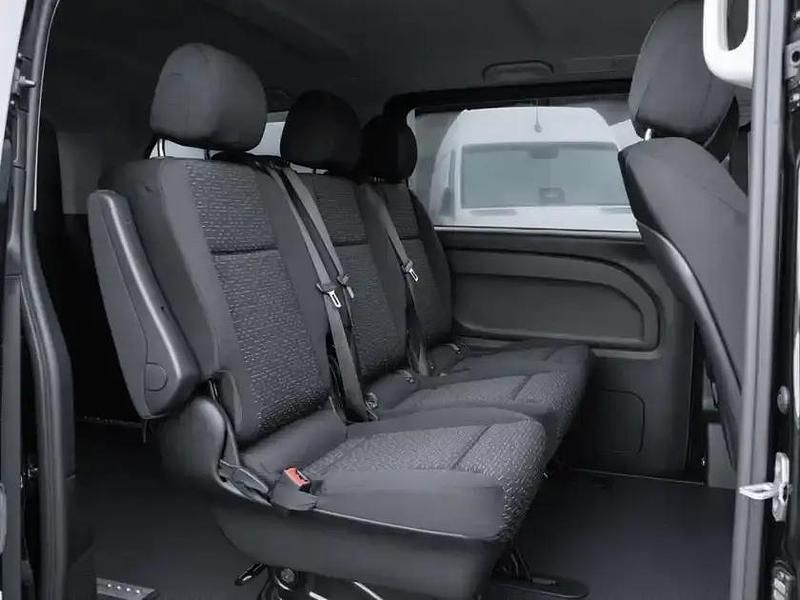 Gebraucht Mercedes Vito 190 PS (139 kW) 2026 Obsidianschwarz metallic Van
