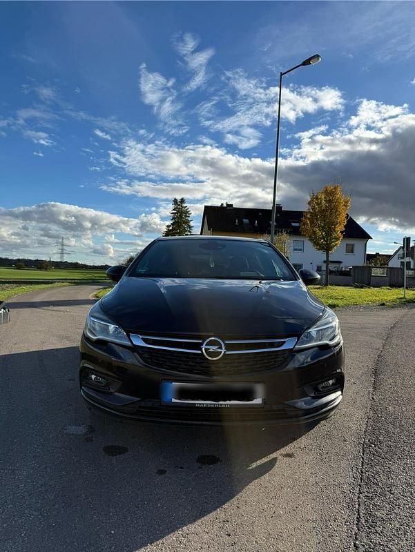 Schwarz Gebraucht 2016 Opel Astra Limousine | 7.800 € (Superpreis) - Bild 1/4