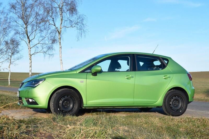 Grün Gebraucht 2016 Seat Ibiza Style Kleinwagen | 8.500 € (Fairer Preis) - Bild 1/4