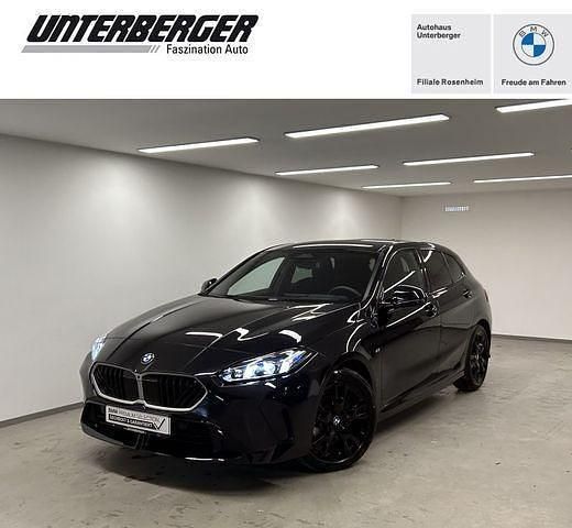 Saphirschwarz Gebraucht 2024 BMW 120 M Sport Kleinwagen | 33.450 € (Superpreis) - Bild 1/4