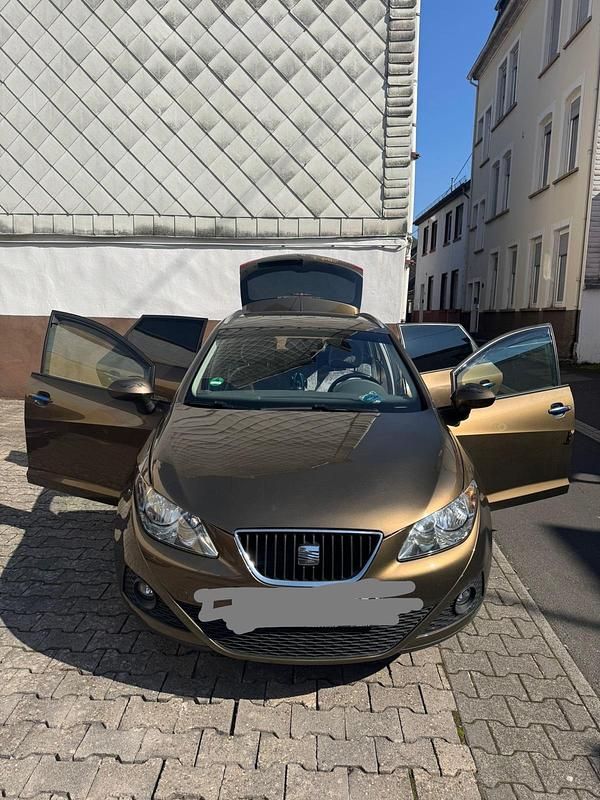 Gebraucht Seat Ibiza ST 85 PS (62 kW) 2011 Braun Kombi