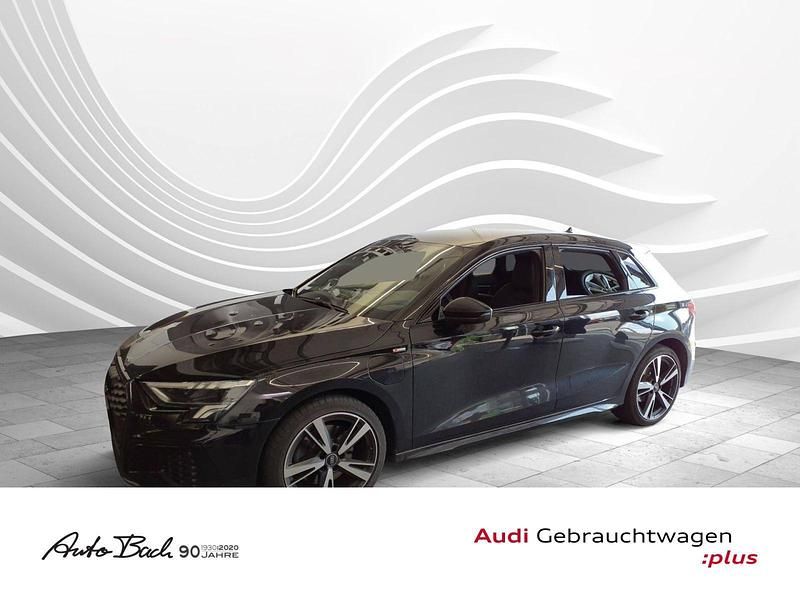 Schwarz (mythosschwarz metallic) Gebraucht 2022 Audi A3 Sportback e-tron S-Line Limousine | 24.870 € (Fairer Preis) - Bild 1/4