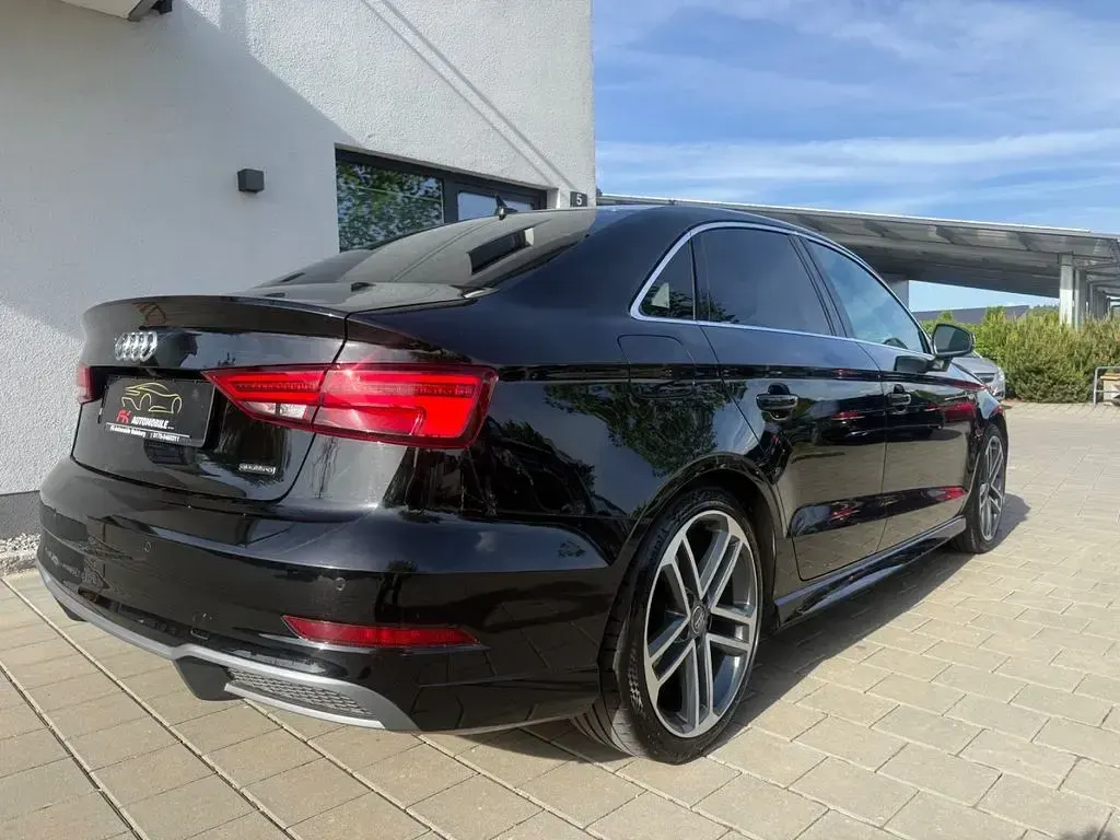Second-hand Audi A3 S-Line 190 CP (139 kW) 2020 Negru Berlinǎ