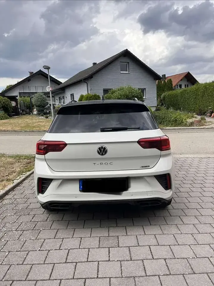 Gebraucht VW T-Roc R-line 190 PS (139 kW) 2024 Grau SUV