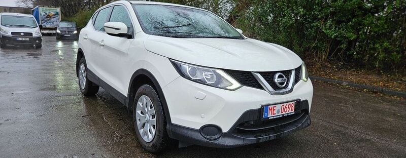 Gebraucht Nissan Qashqai Visia 116 PS (85 kW) 2015 Weiß SUV