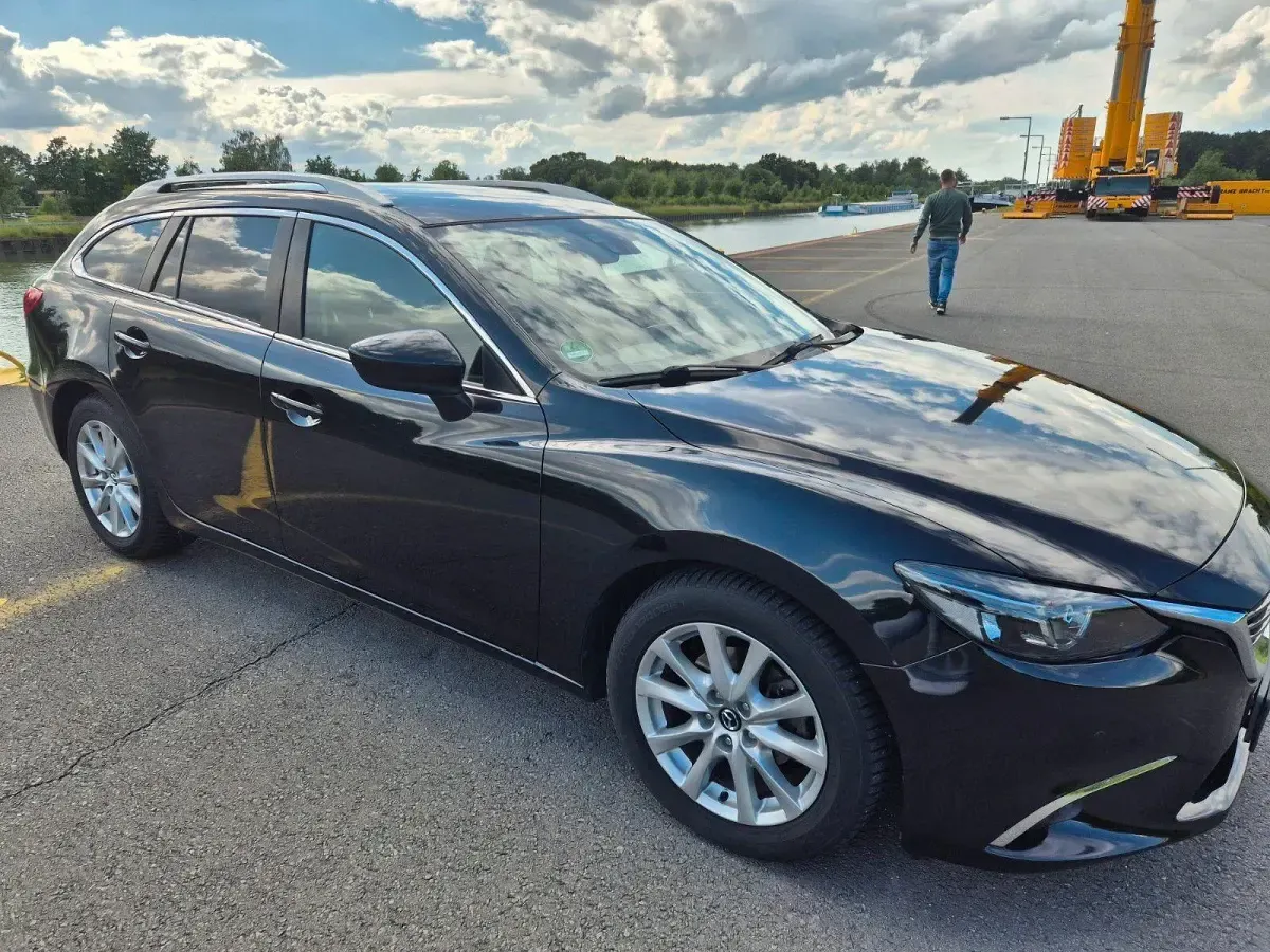 Gebraucht Mazda 6 Exclusive-Line 150 PS (110 kW) 2015 Schwarz Kombi