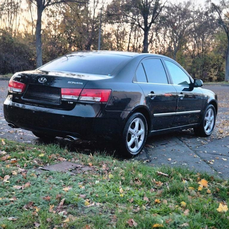 Schwarz Gebraucht 2005 Hyundai Sonata GLS Limousine | 5.600 € - Bild 1/4
