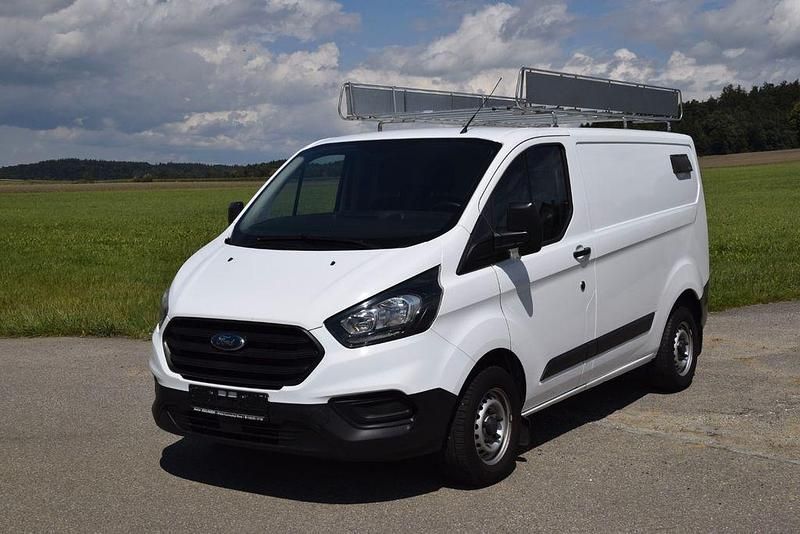 Frozen white Gebraucht 2020 Ford Transit Custom Van / Kleinbus | 18.490 € (Superpreis) - Bild 1/4