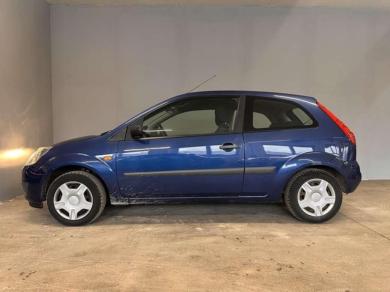 Gebraucht Ford Fiesta Fun X 90 PS (66 kW) 2006 Blau Kleinwagen