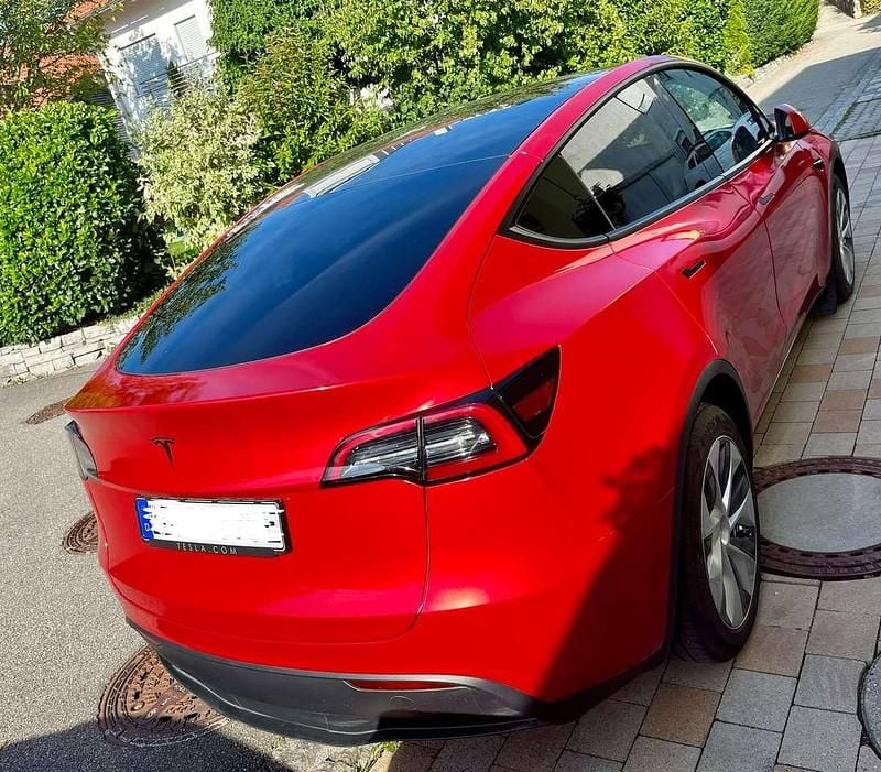 Gebraucht Tesla Model Y 378 kW (514 PS) 2023 Rot SUV