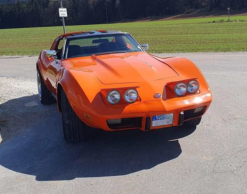 Orange Gebraucht 1976 Chevrolet Corvette Stingray Coupé | 24.900 € - Bild 1/4