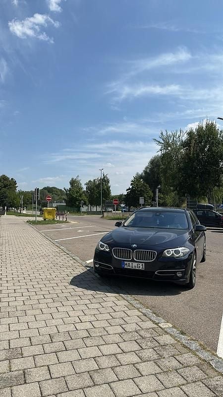 Blau Gebraucht 2014 BMW 530 Kombi | 15.500 € (Fairer Preis) - Bild 1/4