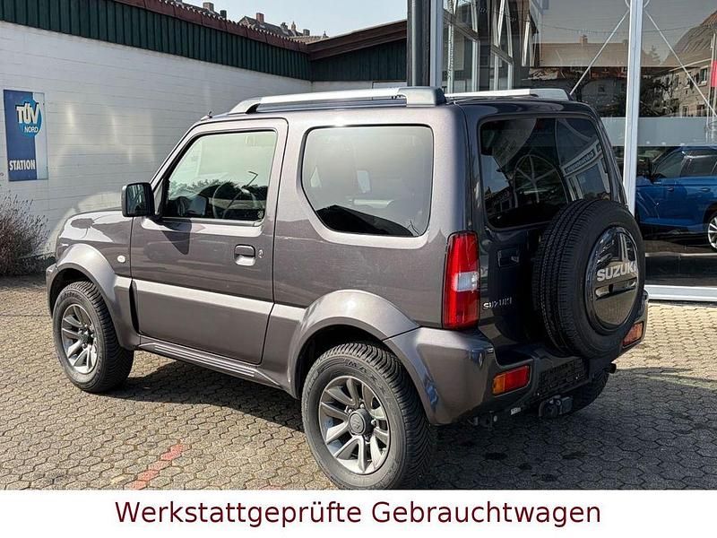 Gebraucht Suzuki Jimny Style 84 PS (61 kW) 2018 Grau SUV