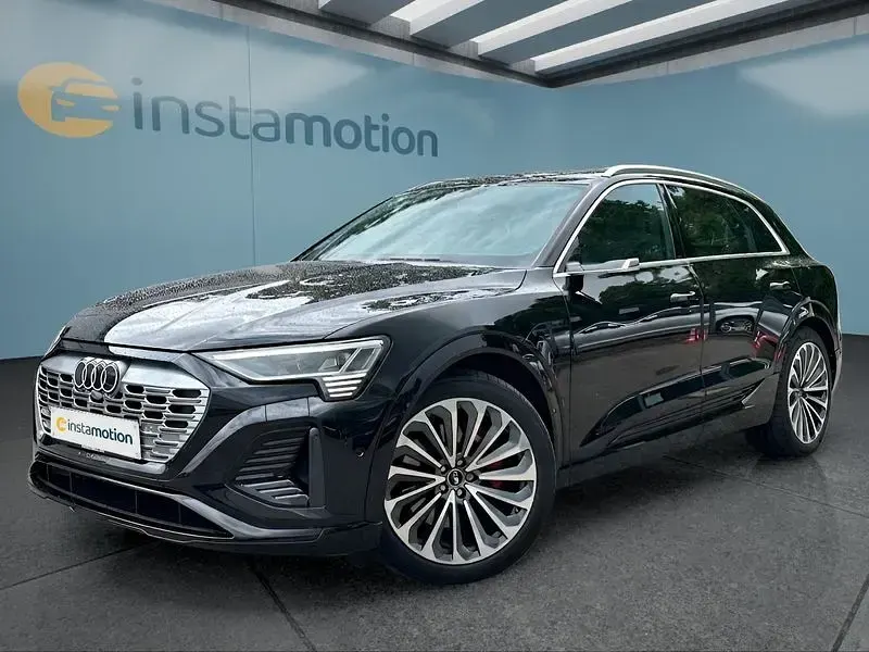 Gebraucht Audi Q8 e-tron S-Line 300 kW (408 PS) 2023 Schwarz SUV